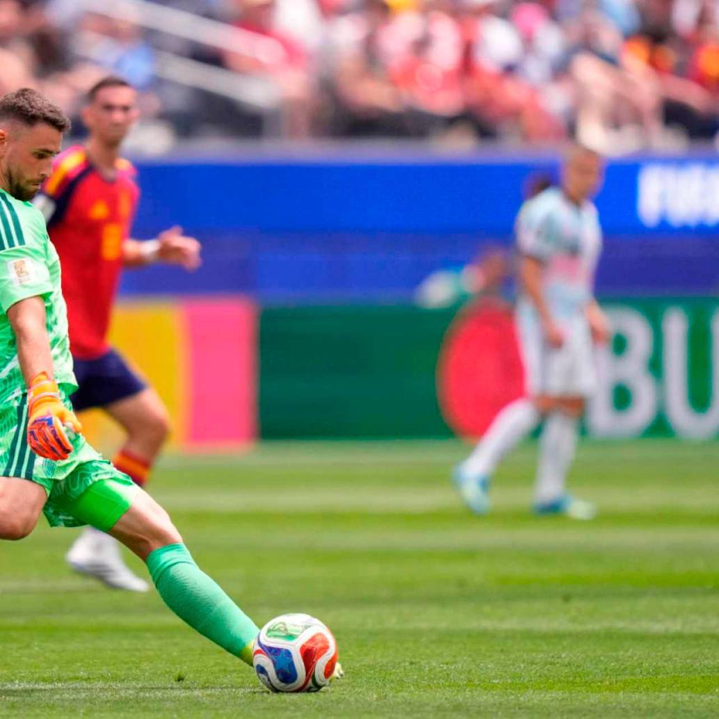 El arquero Unai Simón de España sumó 650 minutos sin recibir gol en el Mundial de Norteamérica, imponiendo nueva marca en las copas del mundo. FOTO GETTY 