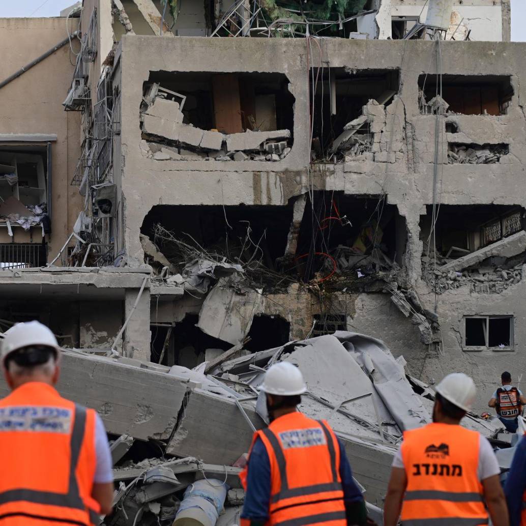  Los bombardeos hacen parte del séptimo día de enfrentamientos entre Irán e Israel, un conflicto son precedentes en Medio Oriente que ha dejado bajas de ambos lados y eleva la tensión en la región. Foto: Xinhua