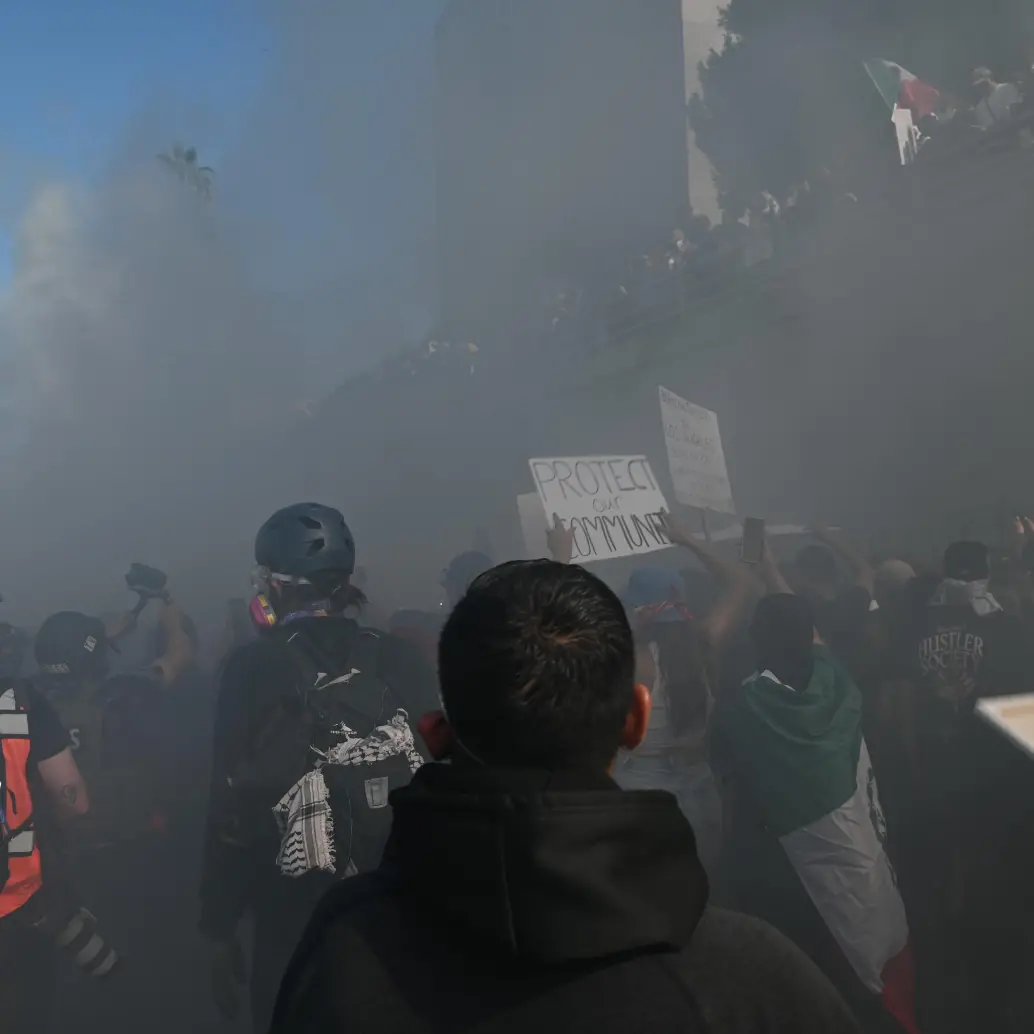 <span class="mln_uppercase_mln">Van</span><b><span class="mln_uppercase_mln"> cuatro días de protestas en Los Ángeles contra las políticas antiinmigración de Donald Trump. FOTO: Servicio de Inmigración y Control de Aduanas de Estados Unidos (ICE)</span></b>