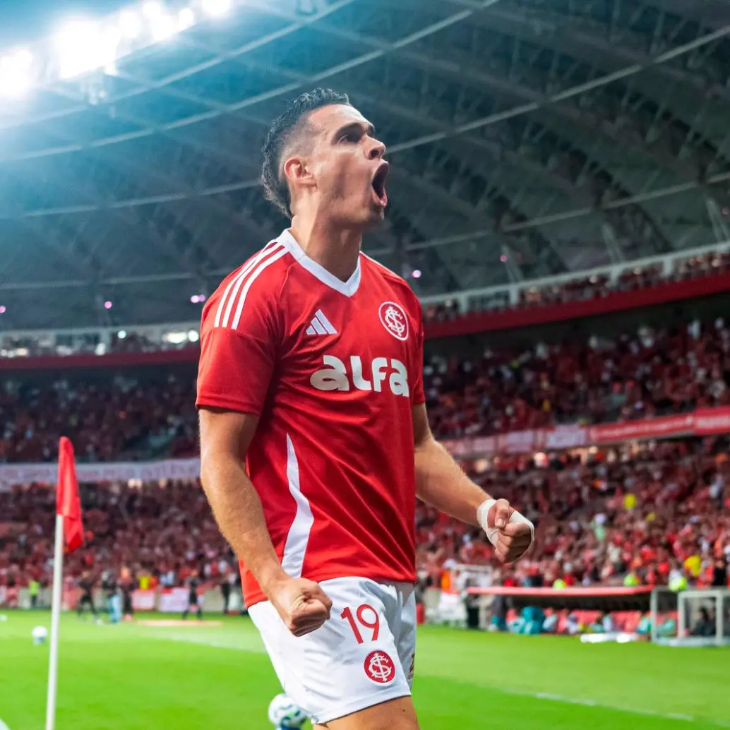 El delantero colombiano Rafael Santos Borré suma 5 goles en 2025 con el Inter de Porto Alegre. FOTO: GETTY