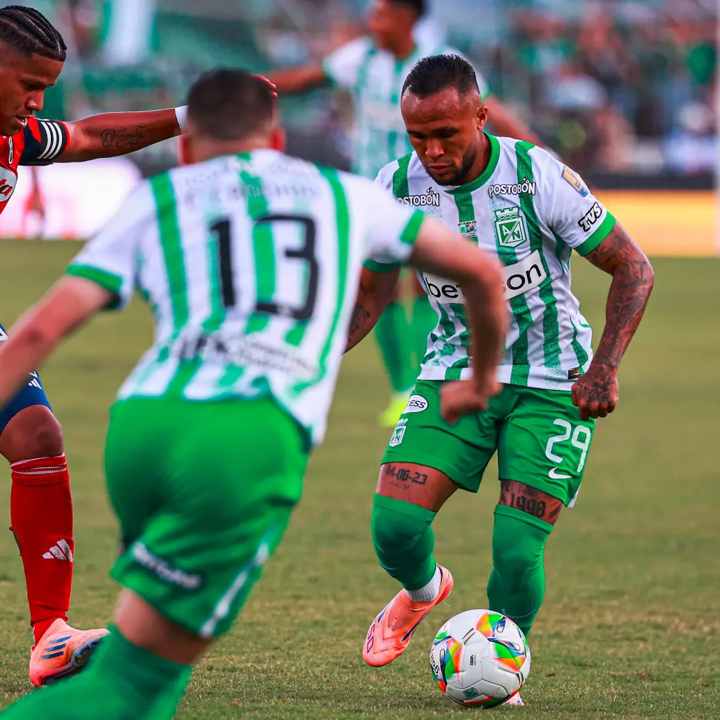 DIM hace las veces de local en el partido definitivo. FOTO MANUEL SALDARRIAGA