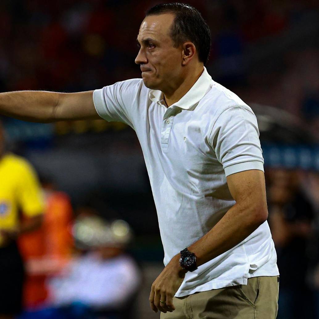 El entrenador antioqueño Alejandro Restrepo, de 43 años, busca su segundo título como técnico en el fútbol colombiano. FOTO: MANUEL SALDARRIAGA