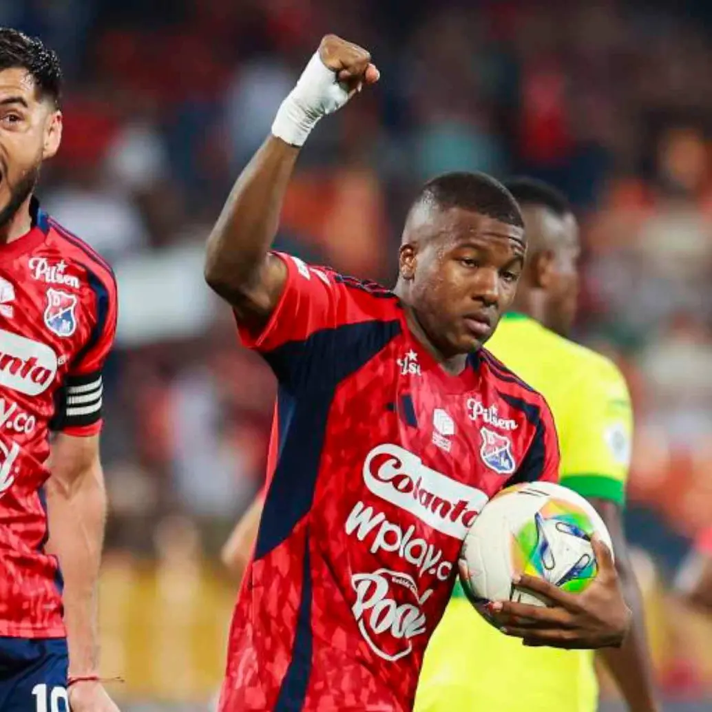 El delantero Francisco Fydriszewski y Francisco Chaverra seguramente serán dos de los títulares que tendrá el DIM para el duelo del jueves ante Juventud de Uruguay. FOTO MANUEL SALDARRIAGA 