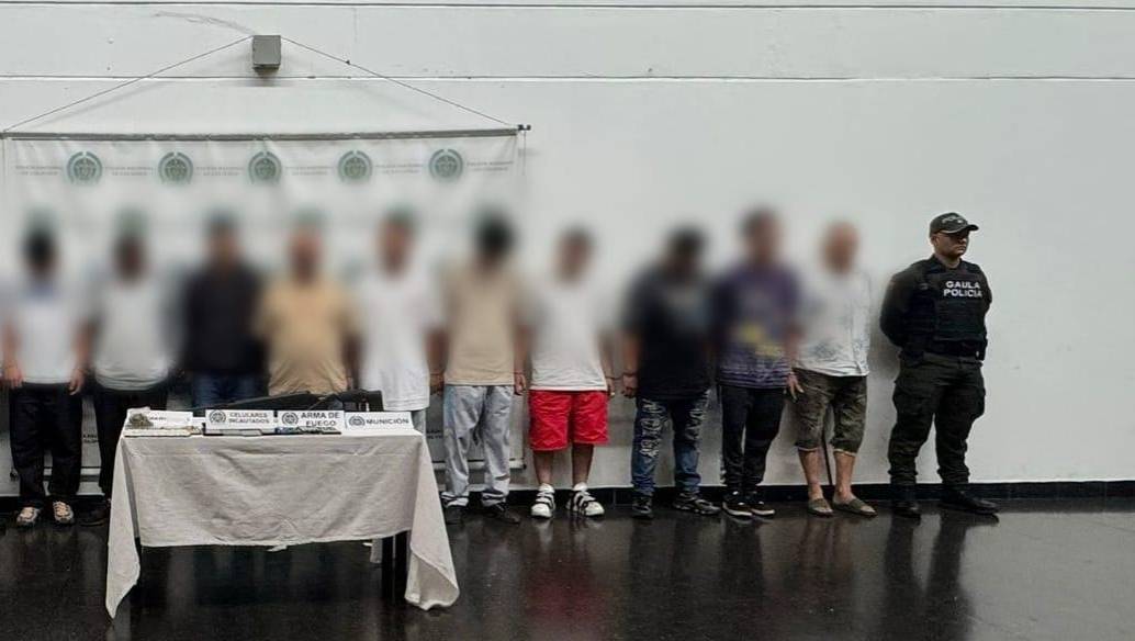 Los 17 capturados ya fueron dejados a disposición de la Fiscalía. FOTO Alcaldía de Bello. 