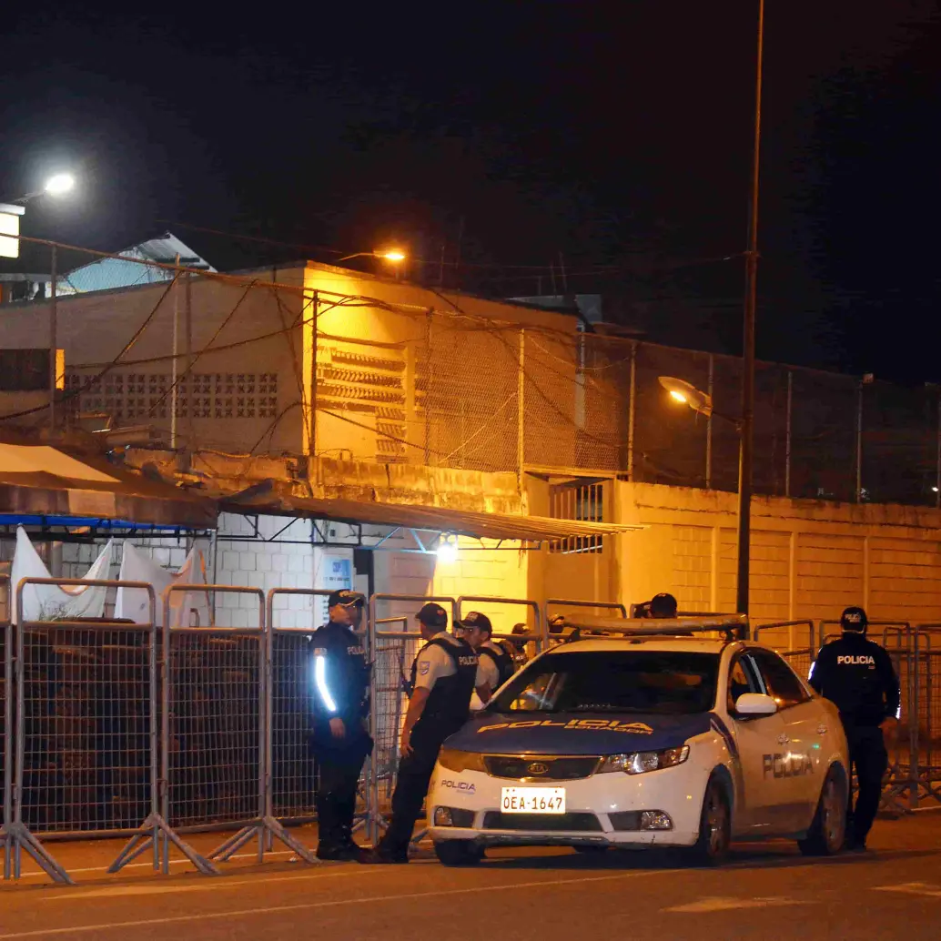 Entre las víctimas hay cuatro mujeres y dos hombres. Vecinos dicen que los despertó una ráfaga de disparos: “Esto es de no creer, eran personas que no le hacían daño a nadie”. Imagen de referencia. FOTO: AFP. 