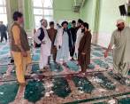 La imagen de una mezquita destruida por la onda explosiva de un ataque suicida volvió a repetirse esta semana en Afganistán. El blanco de ayer fue un lugar de culto en Kandahar. FOTO Getty