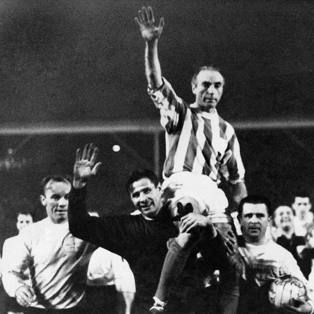 Stanley Matthews nació el 1 de febrero de 1925 y falleció el 23 de febrero del 2000 en Inglaterra. <span class="mln_uppercase_mln"> FOTO</span> <b><span class="mln_uppercase_mln">GETTY</span></b>