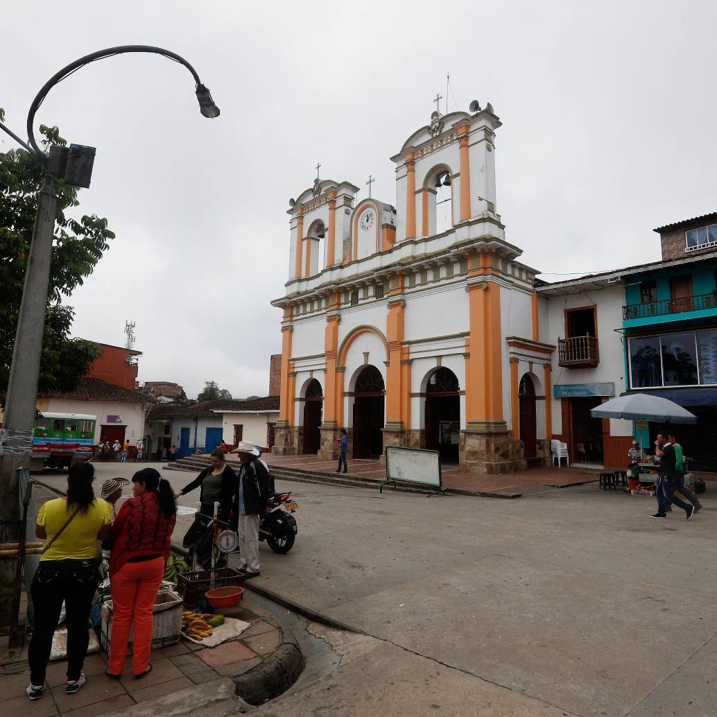 Este año Anorí ha sido testigo de masacares, muertes por minas antipersonal, desplazamientos masivos y combates. FOTO: MANUEL SALDARRIAGA