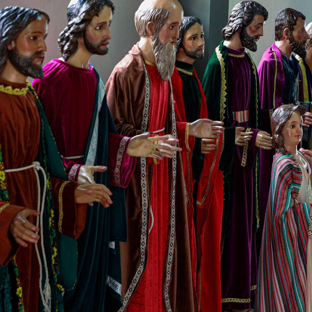 Templos alistan imágenes religiosas para Semana Santa, que iniciará mañana con procesión de Ramos. En Itagüí, Parroquia Nuestra Señora del Rosario lidera preparativos. FOTO MANUEL SALDARRIAGA