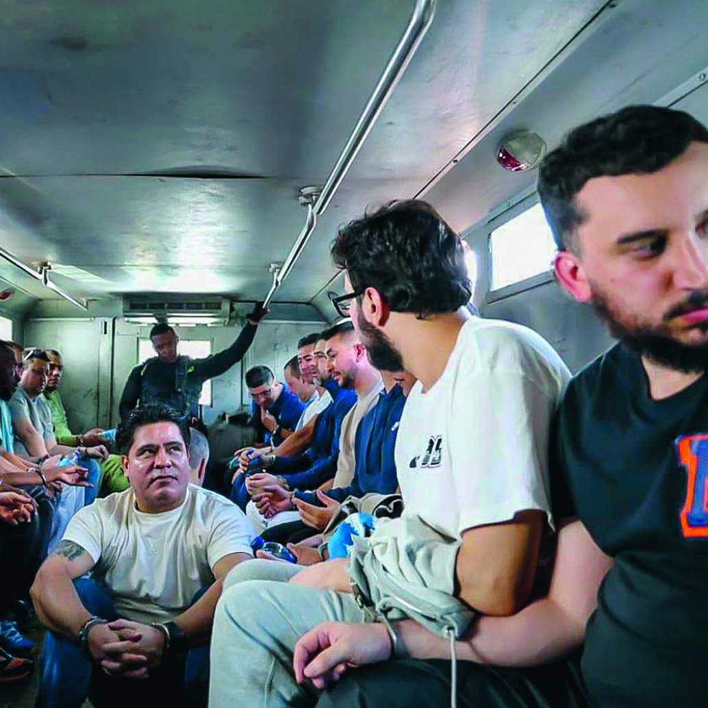 La medida no solo implica sacar de Itagüí a algunos de los principales jefes de estructuras criminales del Valle de Aburrá, también está relacionada con una determinación más amplia: el cierre del pabellón en el que permanecían concentrados estos internos de alto perfil. FOTO Inpec
