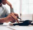 Estas vacantes son ideales para quienes buscan balance entre trabajo y estudio. FOTO: GETTY