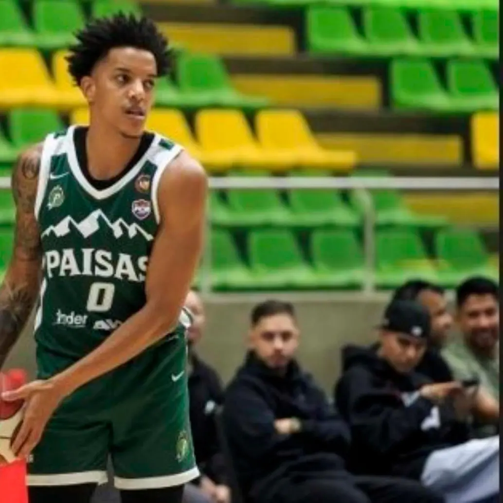 El colombo-venezolano, Luis Almanza, es uno de los jugadores titulares de Paisas que busca el título en la serie ante Cimarrones. FOTO CAMILO SUÁREZ