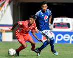 Cristian Arrieta (América) y Fernando Uribe (Millos), duelo que se repetirá esta tarde-noche en Ibagué. FOTO Cortesía Dimayor