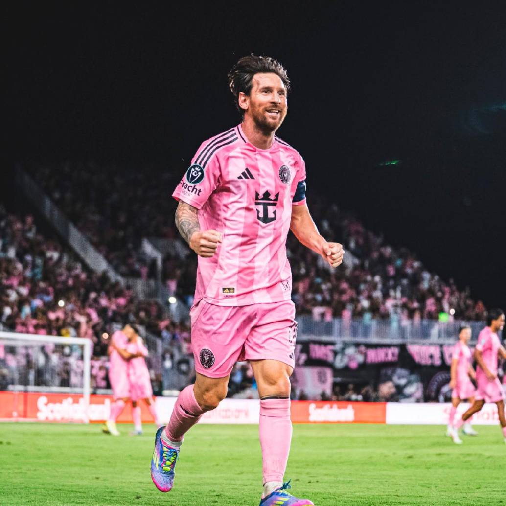 Lionel Messi, de 38 años de edad, genera expectativa de cara a su participación con Argentina en el Mundial de Estados Unidos. Por ahora se concentra en su gira con Inter Miami. FOTO: Tomada de X @InterMiamiCF