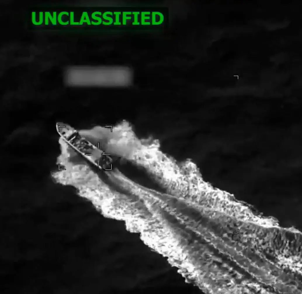 Esta fue la embarcación destruida por la Fuerza Naval de EE.UU., según un video difundido por el Comando Sur. IMAGEN TOMADA DE VIDEO.