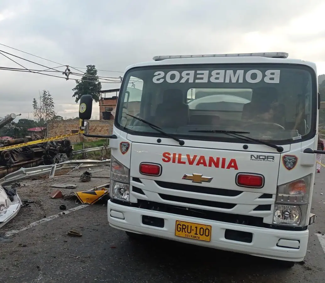 Accidente en Silvania. Foto: Gestión del Riesgo de Cundinamarca @RiesgosCundi