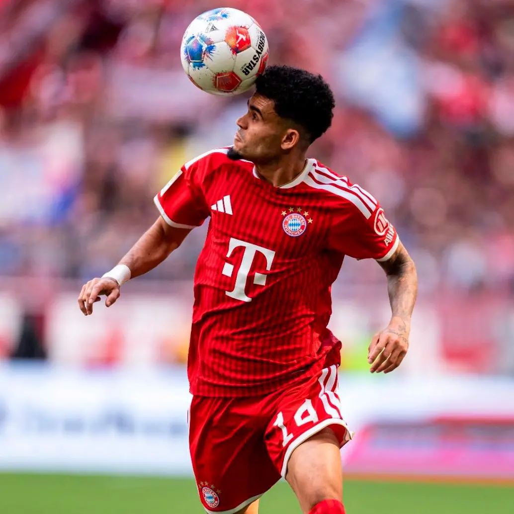 La gran campaña de Luis Díaz con el Bayern Múnich en la Bundesliga le permitió ser uno de los elegidos en el Once Ideal de la temporada en la Liga de Alemania. FOTO GETTY 