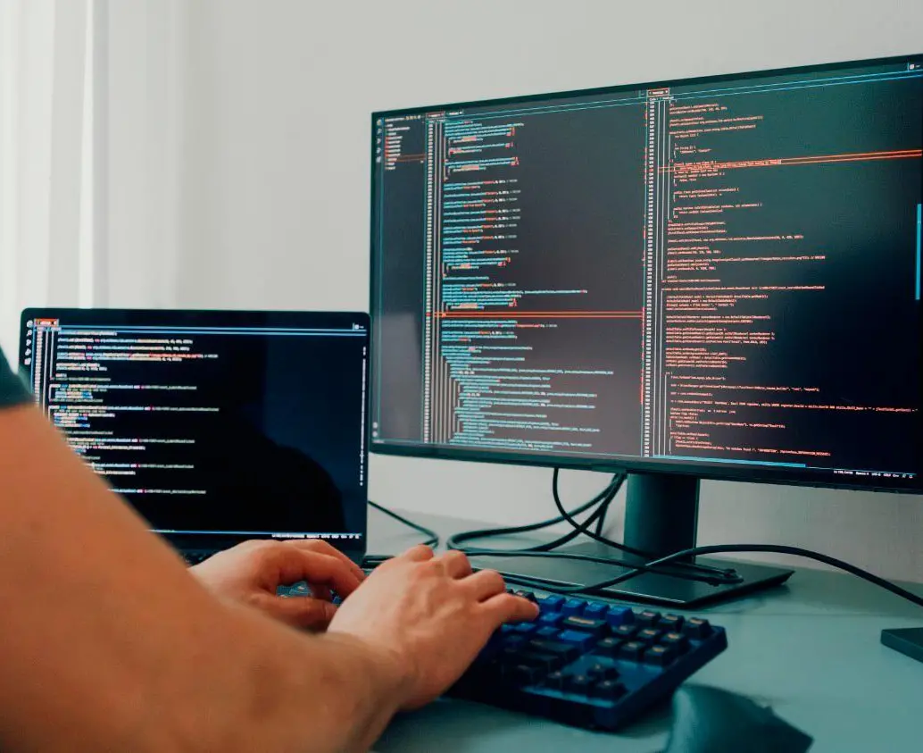 Un análisis de 85 sitios web que venden servicios de desnudez reveló que podrían tener un valor conjunto de hasta 36 millones de dólares al año. Foto Getty.