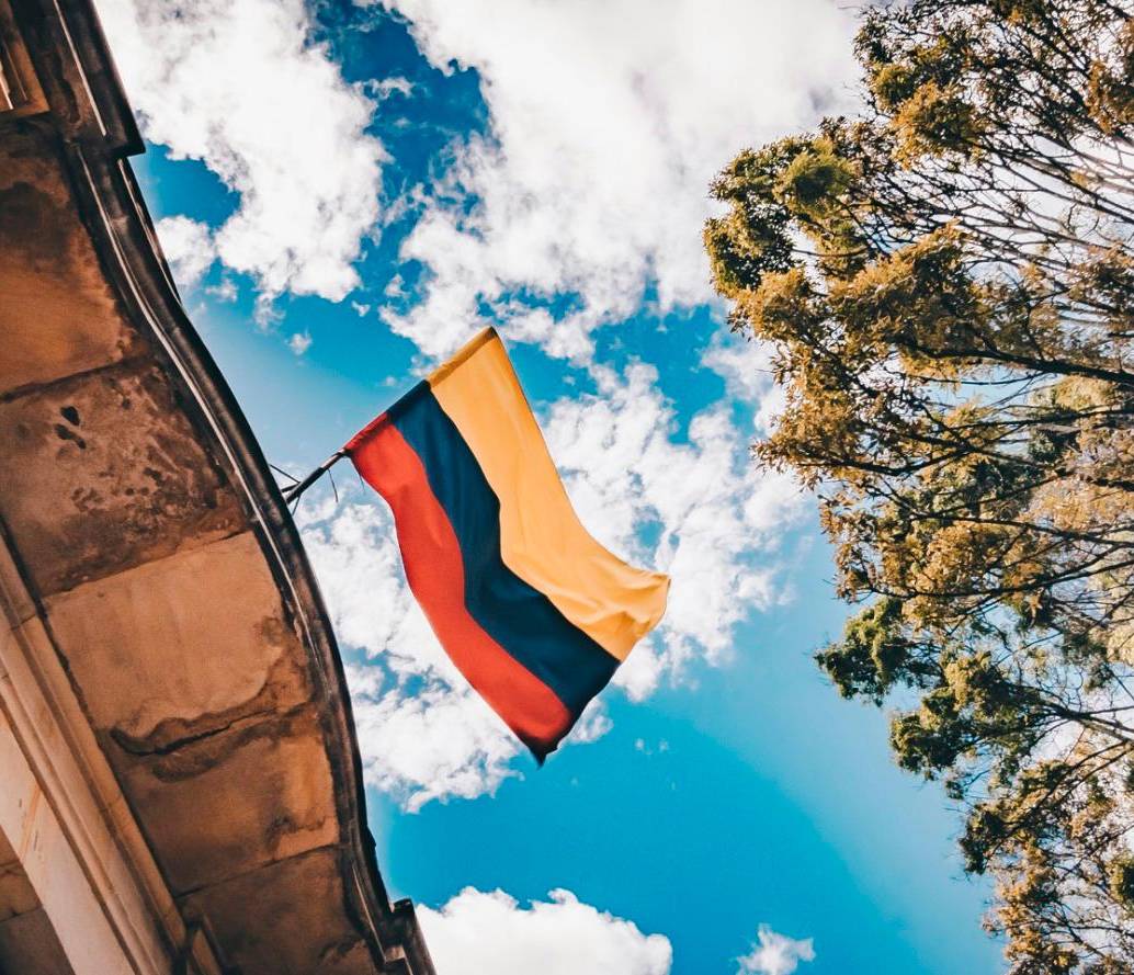 El operador de juegos en línea y entretenimiento digital Stake Colombia se sumó a la movilización colectiva para apoyar a las comunidades afectadas por el terremoto de magnitud 7,4. Foto del pasado 10 de agosto: Foto: Cortesía.