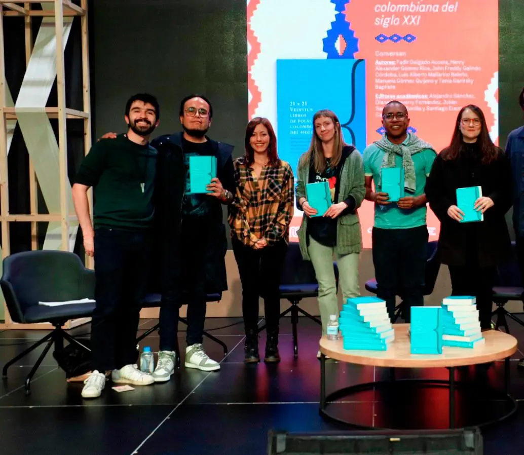 De izquierda a derecha: Julián Santamaría, Henry Alexander Gómez, Manuela Gómez, Tania Ganitsky, Luis Mallarino, Diana Echeverry, Santiago Erazo, John F. Galindo y Fadir Delgado. FOTO cortesía 