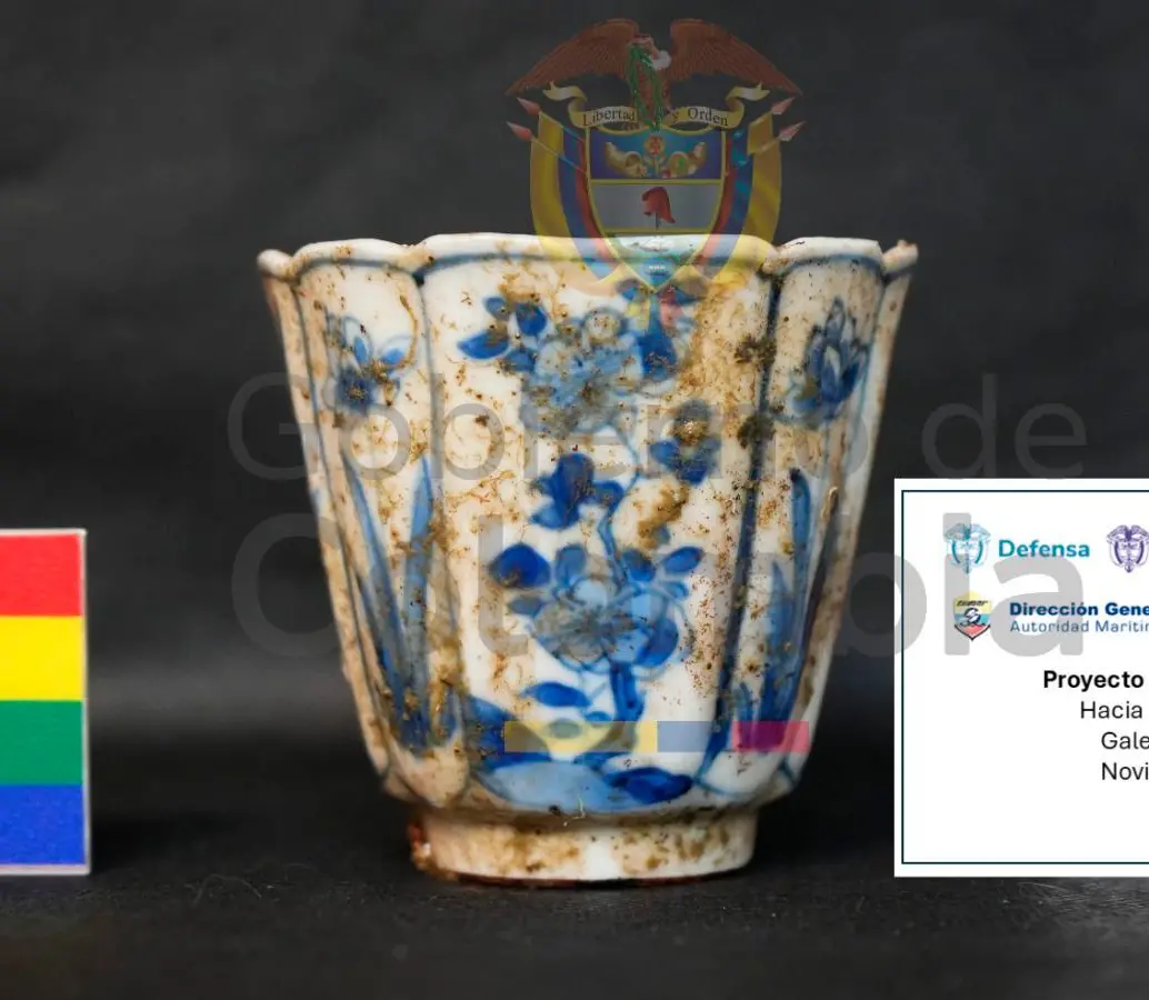 Esta taza fue una de las piezas rescatadas durante esta etapa del proceso del galeón San José. Foto: Ministerio de Cultura