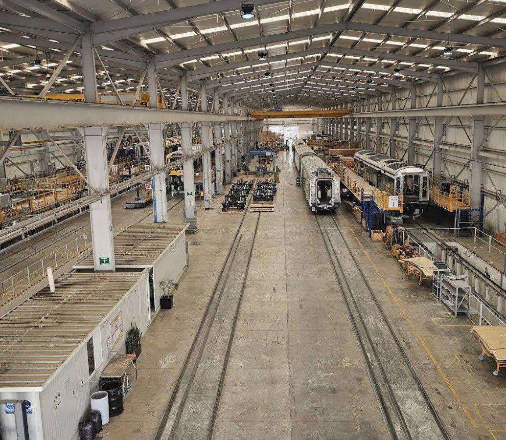 Ensamble de los nuevos trenes que llegarán al Metro de Medellín. FOTO: REDES SOCIALES FEDERICO GUTIÉRREZ
