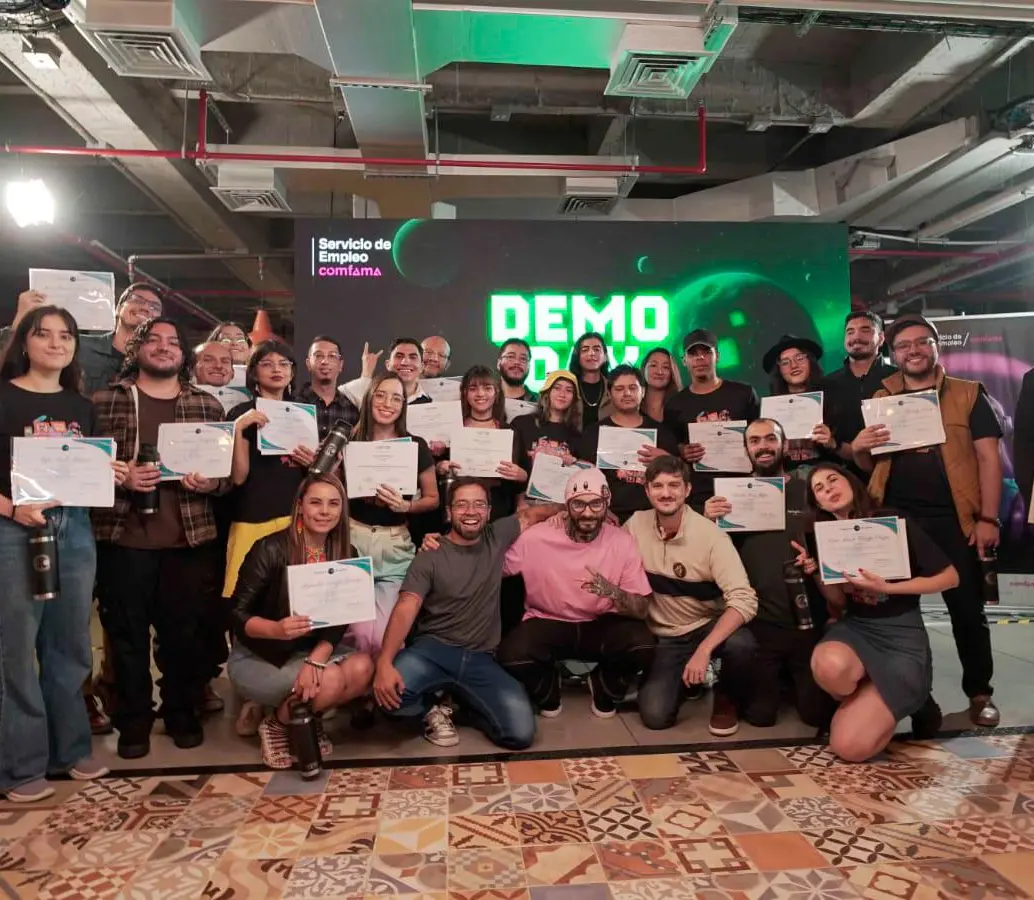 Este Centro se basa en cuatro pilares fundamentales: análisis de mercado, mentorías, fortalecimiento del inglés y formación dual. FOTO: CORTESÍA