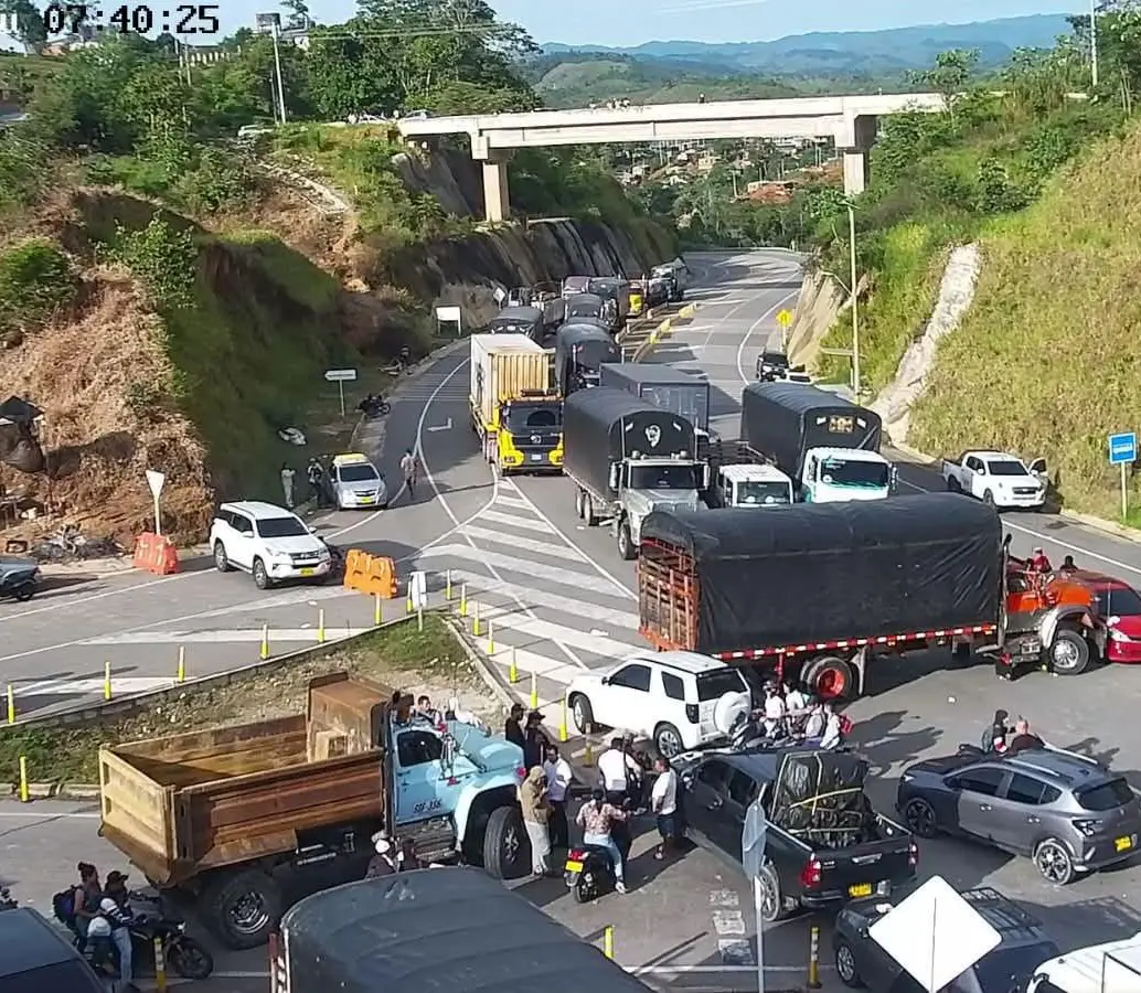 Así se encontraba la zona de acceso al municipio de Remedios. FOTO: imagen tomada de redes.