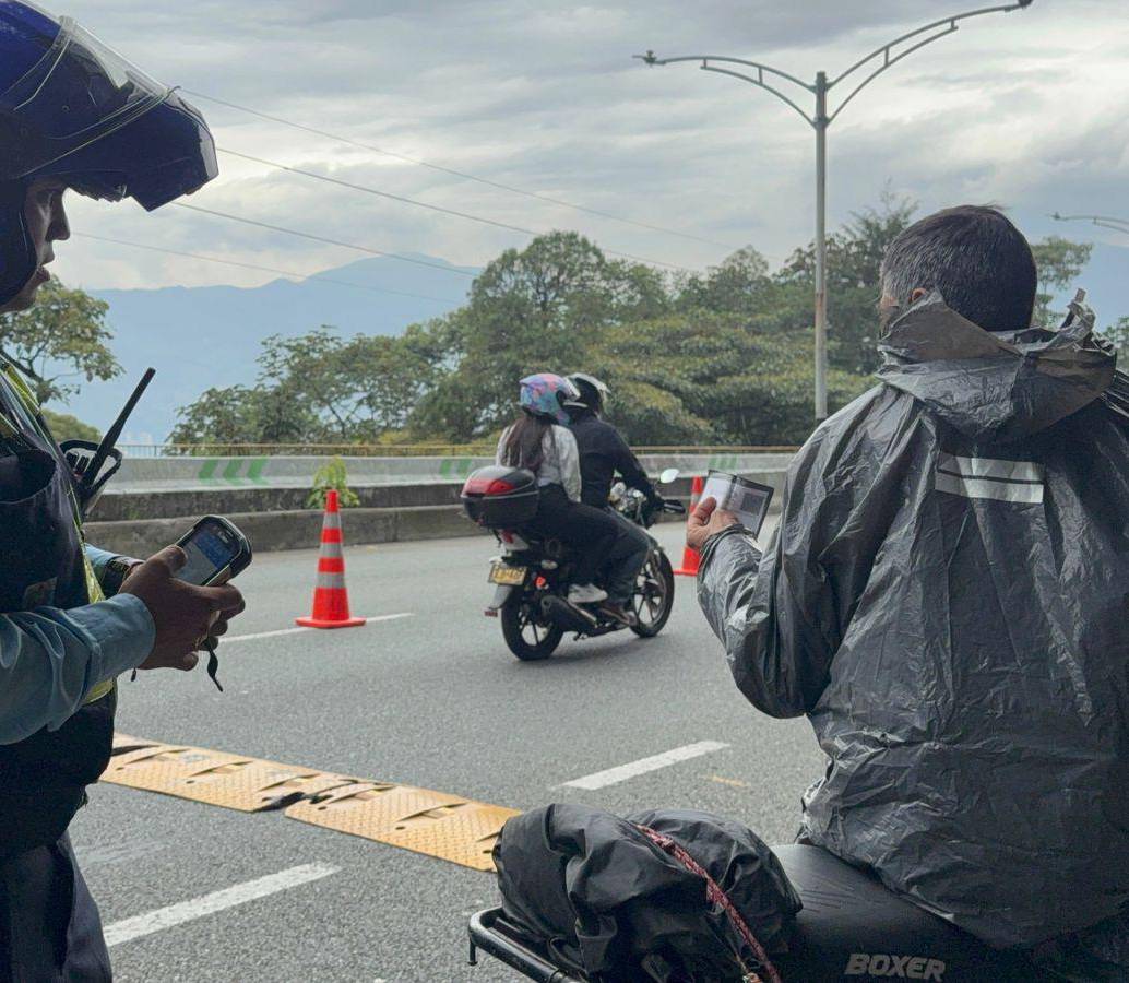 Los motociclistas siguen siendo los actores con más muertes en las vías. En el caso de Envigado, durante 2025, esto representaron el 62,8 % de las víctimas fatales en siniestros. FOTO: Cortesía Secretaría de Movilidad de Medellín