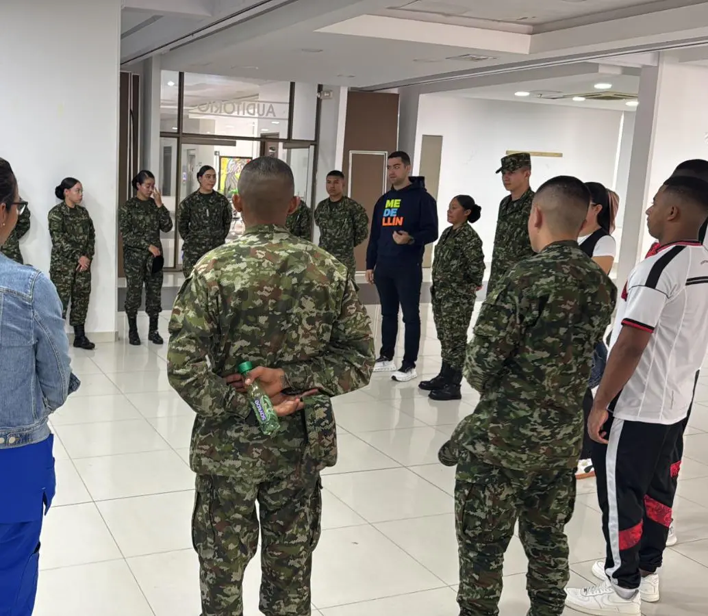 Hasta ahora han sido 250 jóvenes que están en la Cuarta Brigada quienes hacen parte del programa. La Alcaldía hace un llamado a los empresarios para que se vinculen a la iniciativa. FOTO Cortesía
