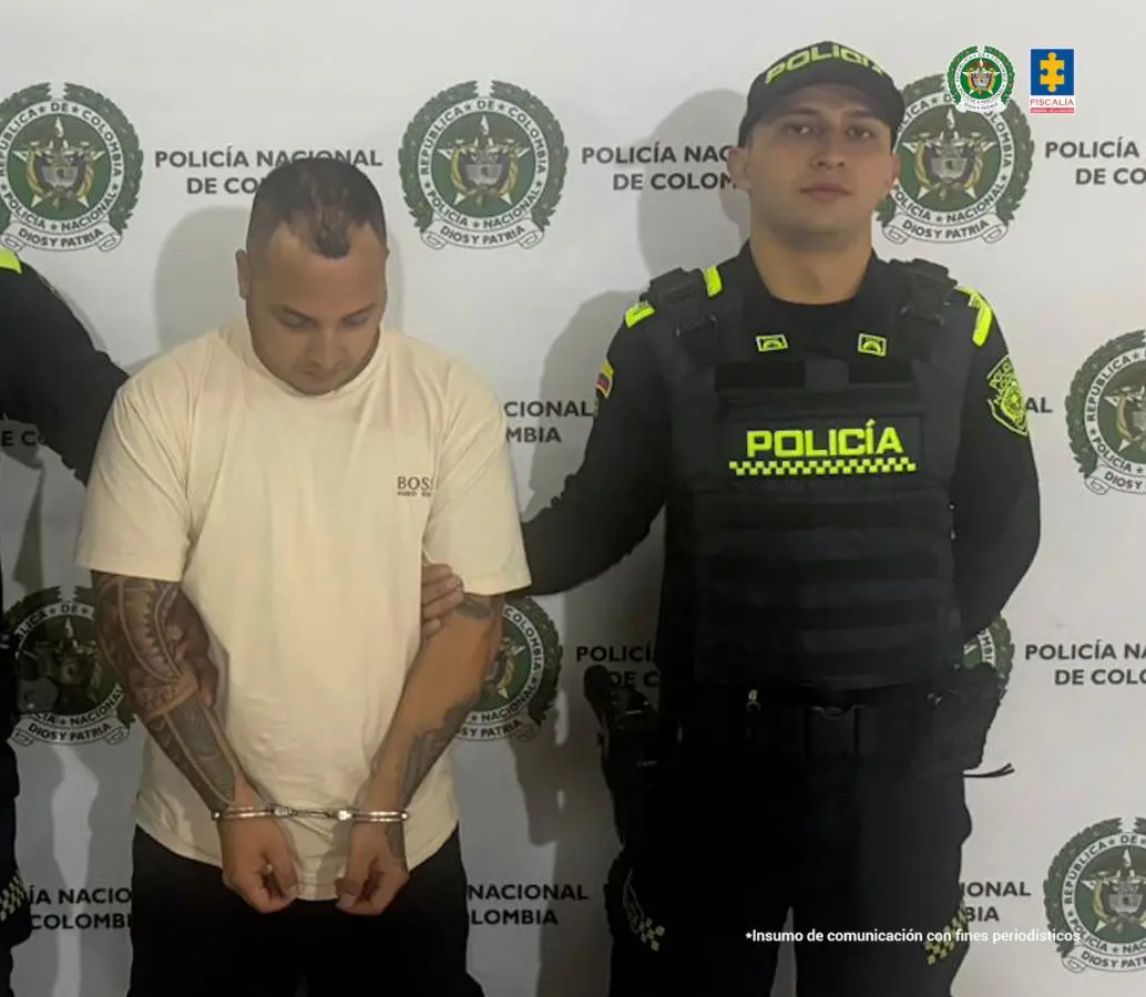 Lo capturaron en Envigado tras un año de investigación en el que lo lograron identificar como el principal responsable de la desaparición de María Camila Díaz Grajales. FOTO: Fiscalía General de la Nación