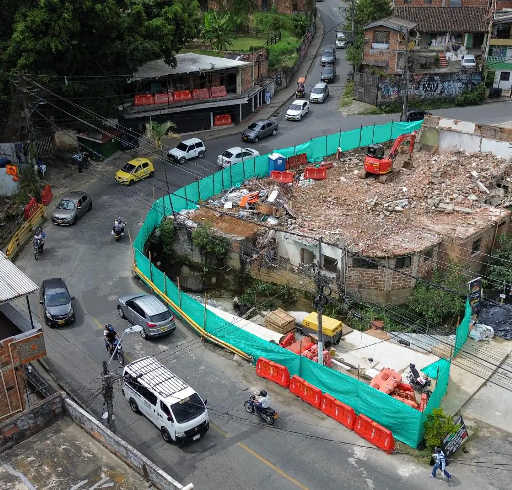 Así avanzan las obras en la zona límite entre Itagüí y Medellín. FOTO: Manuel Saldarriaga 