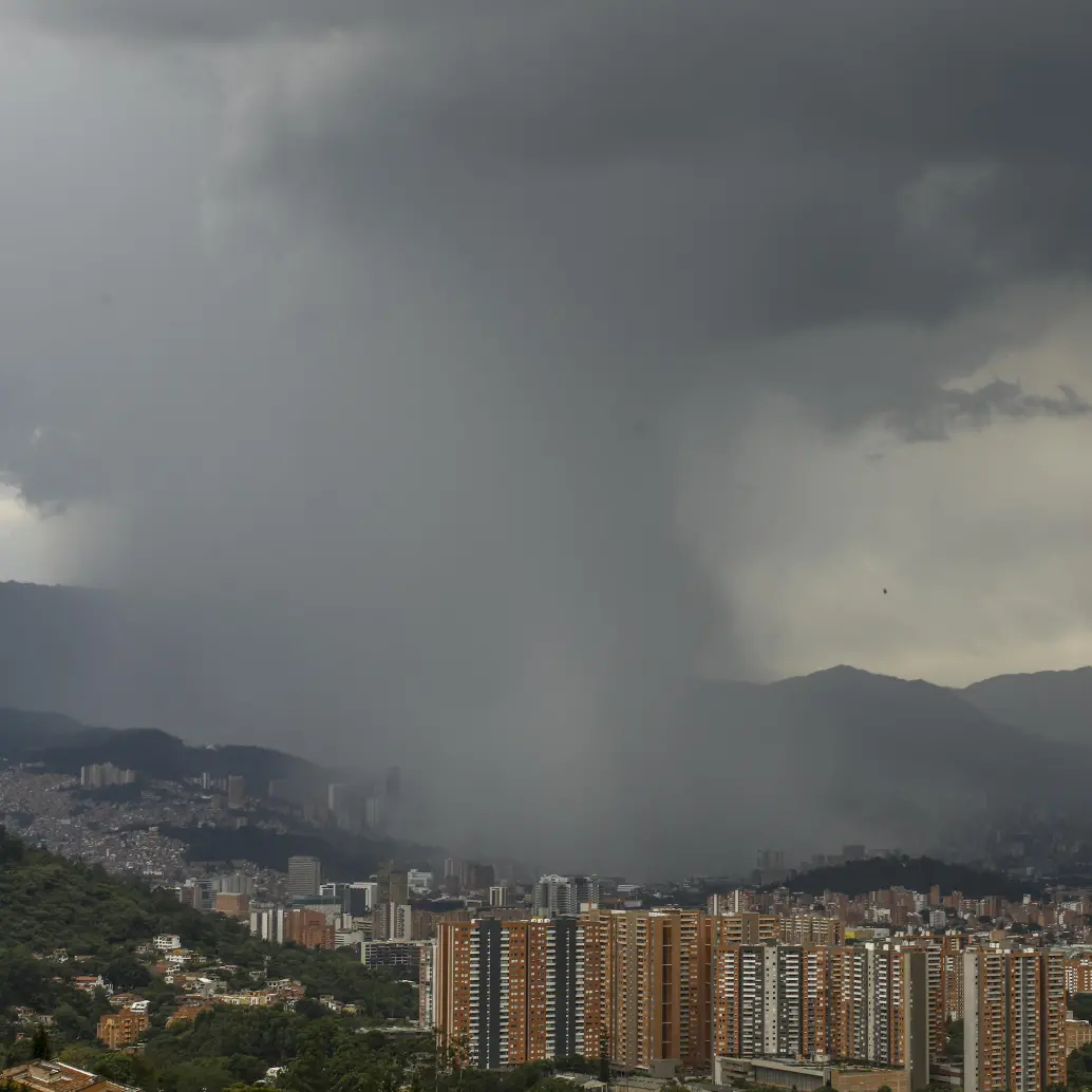 Las autoridades ambientales mantienen la alerta en varias subregiones, incluyendo el Valle de Aburrá, por cuenta de las precipitaciones que se pronostican para finales de marzo y los próximos dos meses. FOTO: <b>JUAN ANTONIO SÁNCHEZ</b>