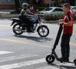 La identificación obligatoria para estos vehículos de micromovilidad eléctrico comenzará a exigirse a partir del 1 de enero de 2027. FOTO MANUEL SALDARRIAGA