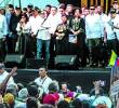 Algunos trabajadores aseguraron en La Alpujarra que fueron obligados a asistir al evento del presidente Gustavo Petro en Medellín. FOTO: EL COLOMBIANO
