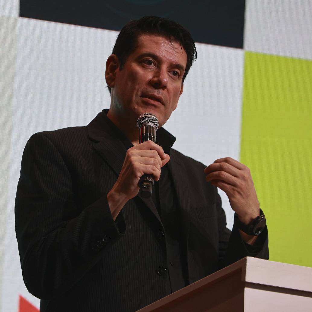Mauricio Gaona reconoció haber enfrentado amenazas en su último evento de presentación de su libro. Foto: Manuel Saldarriaga Quintero.