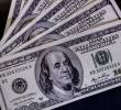 El peso colombiano sigue fortaleciéndose frente al dólar, que se mantiene cerca de sus niveles más bajos desde 2021. FOTO: JAIME PÉREZ