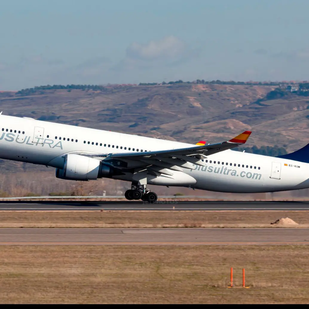 Plus Ultra suspenderá temporalmente sus vuelos a Colombia desde el 2 de junio por el aumento de los costos operativos y del combustible aéreo. FOTO tomada de X