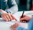 Durante el período de prueba, el trabajador tiene derecho a salario, seguridad social y prestaciones. FOTO: Getty