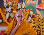 La oficina del Dalai Lama aseguró que el religioso suele hacer ese tipo de bromas. FOTO GETTY
