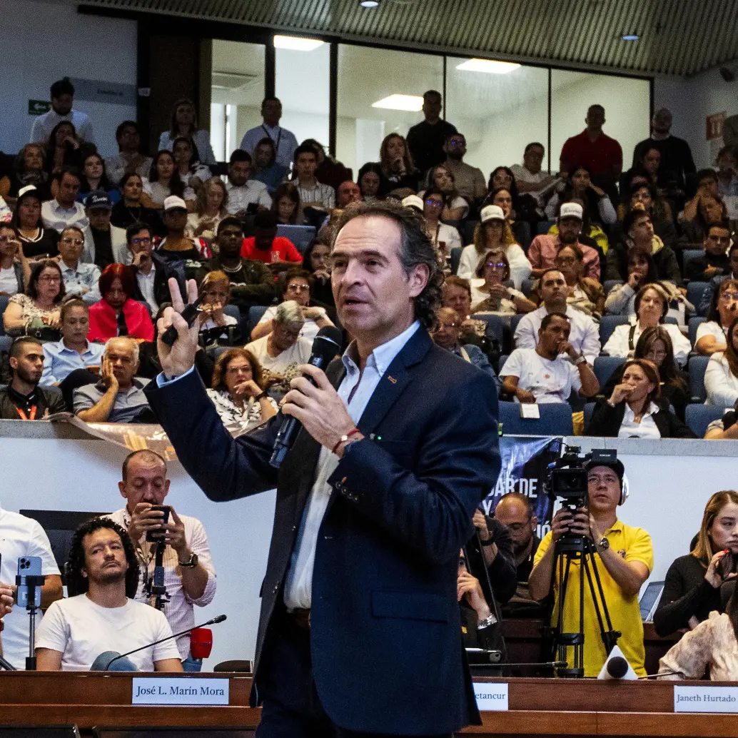 Federico Gutiérrez, alcalde de Medellín, en el concejo distrital. Fecha de evento: 11/04/2025. Foto: Julio César Herrera Echeverri.