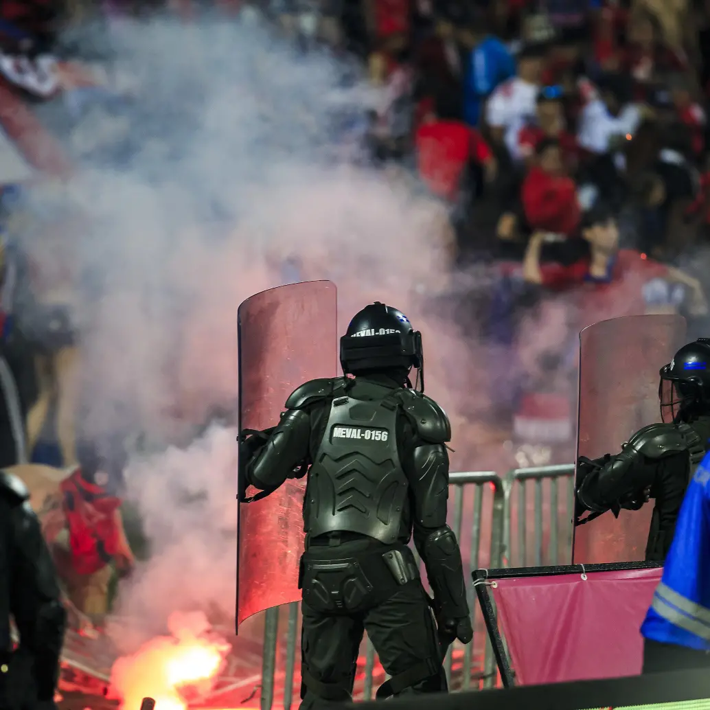 La final de la Copa BetPlay entre Deportivo Independiente Medellín y Atlético Nacional terminó en desmanes entre las dos barras. Foto: Andrés Camilo Suárez Echeverry