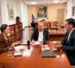 Recientemente, el gerente de la Federación de Cafeteros, Germán Bahamón (der.) se reunió con los ministros de Hacienda, Germán Ávila (centro) y de Agricultura, Martha Carvajalino. FOTO tomada de X