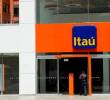 Itaú Unibanco enfrenta críticas tras despedir a mil trabajadores híbridos por “abuso de confianza” en su modelo flexible. FOTO: GETTY