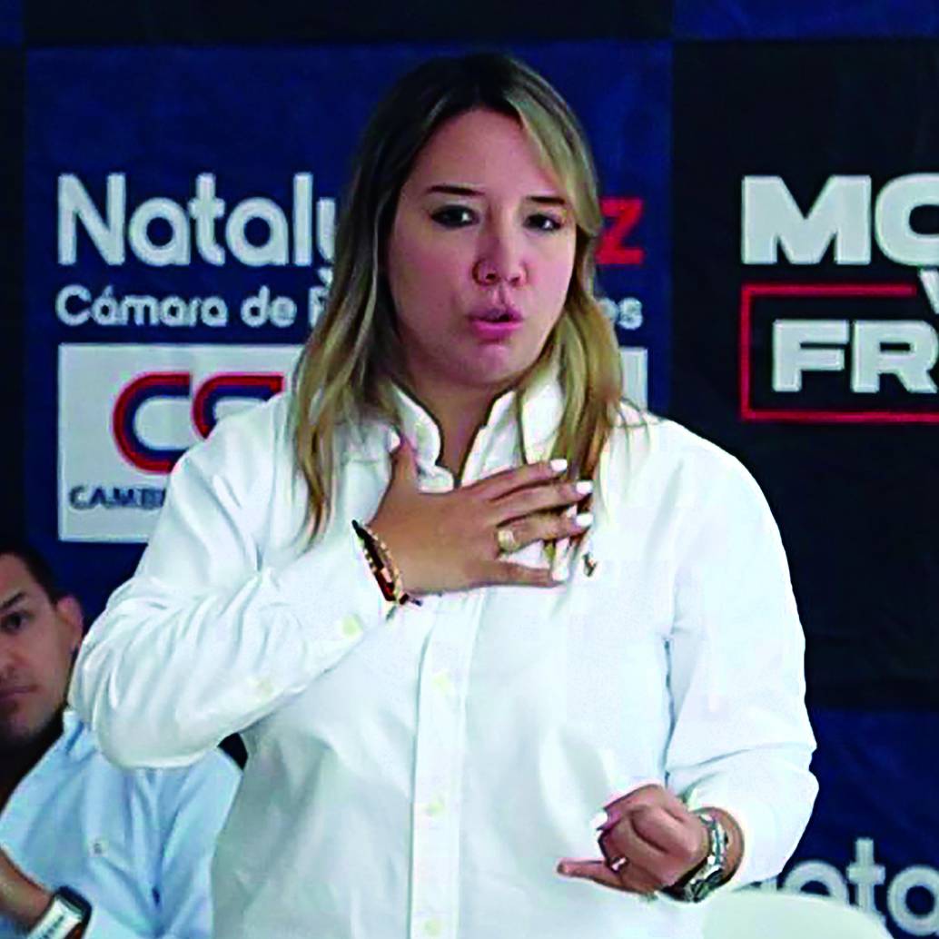Vélez, candidata a la Cámara por Antioquia del partido Cambio Radical con el número 102. FOTO: Tomada de redes sociales