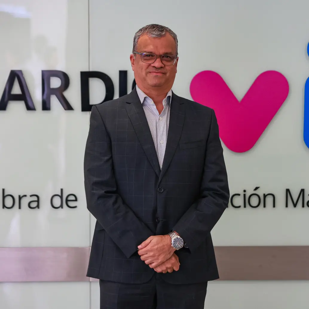La Clínica Cardio VID es una institución mediana en tamaño que hace cosas gigantes, dice su director, Carlos Alberto Lozano Foto: Manuel Saldarriaga