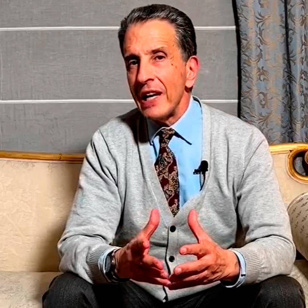 Con un legado heredado de su padre, Hakim combina ciencia y espiritualidad para salvar vidas, lejos de los reflectores y con un profundo compromiso humano. FOTO<b><span class="mln_uppercase_mln"> captura de video </span></b>