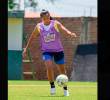 La defensora antioqueña Manuela Vanegas regresó a la Selección tras 10 meses y está feliz, podría ser alternativa de Ángelo Marsiglia para el duelo ante Bolivia, este viernes. FOTO CORTESÍA FCF