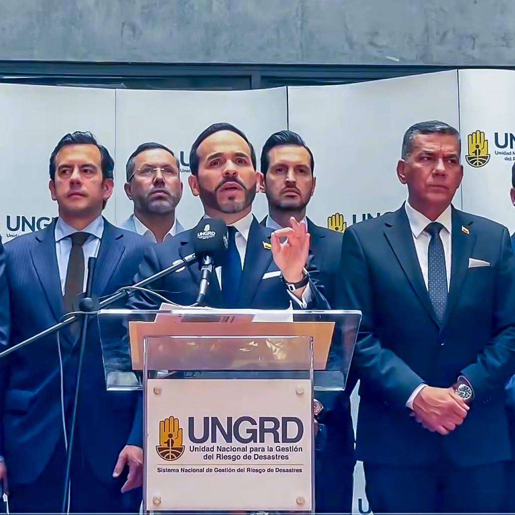 Desde Bogotá, el presidente De la Espriella anunció la declaración de emergencia nacional. Luego viajó a Pereira, Quibdó y, posteriormente, a Cali. <b><span class="mln_uppercase_mln"> </span></b>FOTO<b><span class="mln_uppercase_mln"> Captura de video y GETTY</span></b>