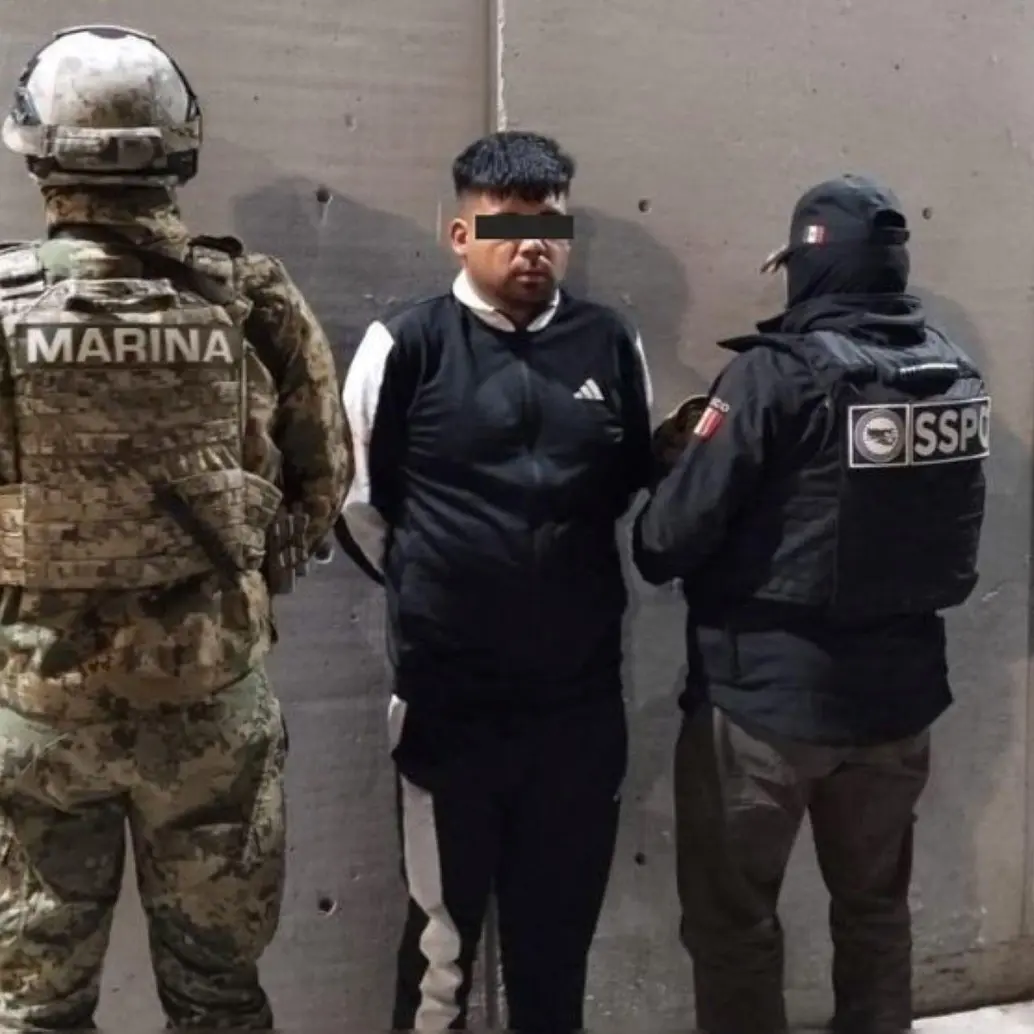 Alias El Hacha es señalado por participar en secuestros, extorsiones, homicidios y comercio ilegal de combustibles. Foto: Secretaría de Defensa Nacional de México.
